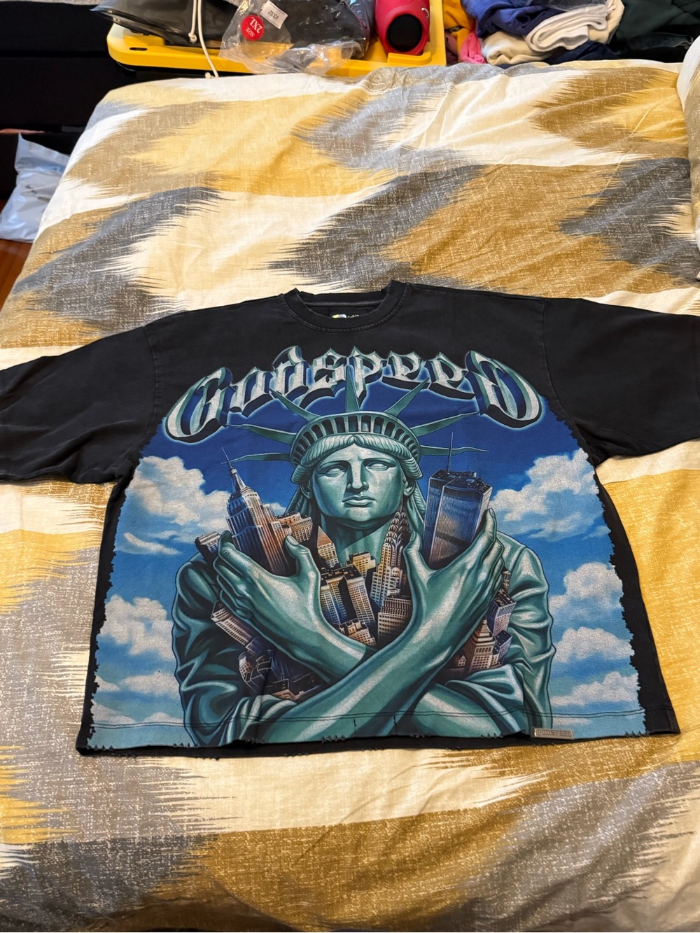 Black Short-Sleeve Graphic Tee with Blue Statue of Liberty Artwork size S